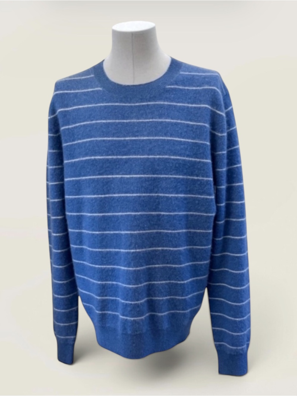 Saks Fifth Avenue Plush Cashmere Men’s Striped Blue Sweater Size Large